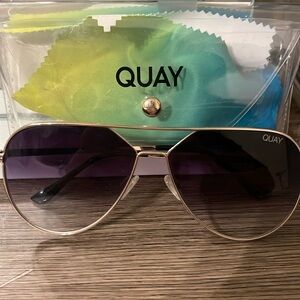 Quay x Lizzo hold please gold sunglasses